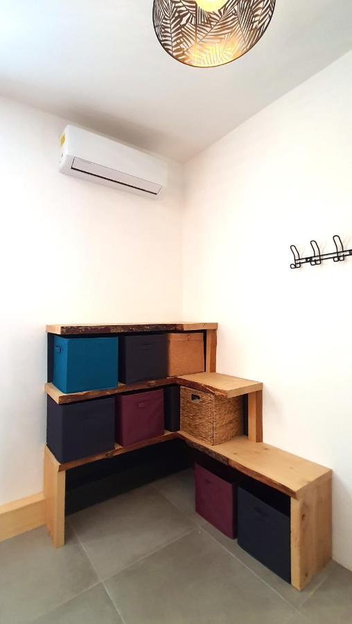 Rooftop - L'Appartement En Haut Saint-Denis Luaran gambar