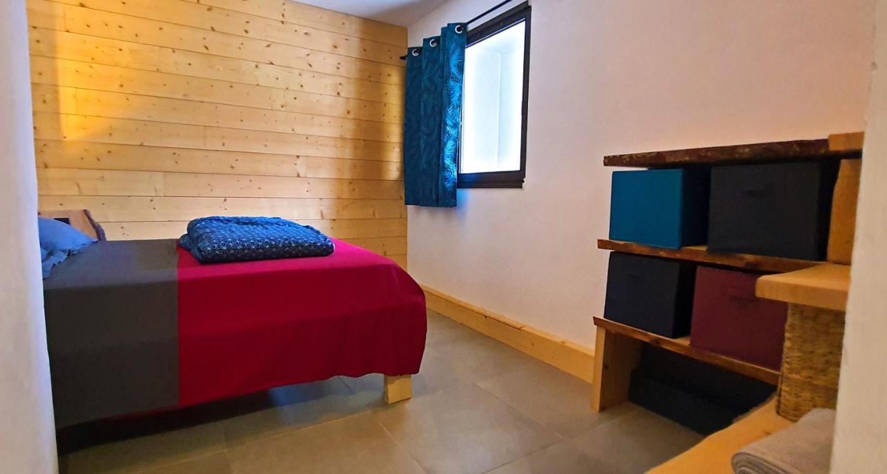Rooftop - L'Appartement En Haut Saint-Denis Luaran gambar